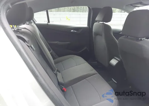 2019 Chevrolet Cruze Ls z USA, uszkodzony, nr VIN 1G1BC5SM8K7126185